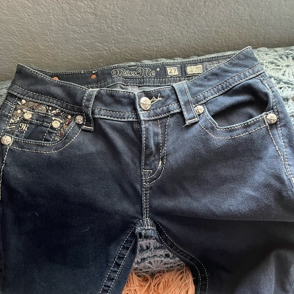 Miss Me mid-rise easy skinny - Picture 3 of 11